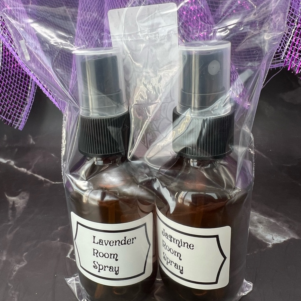 Jasmine and Lavender Room Spray Set - Picture 4 of 7